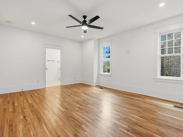 610 Russell St — Photo 14