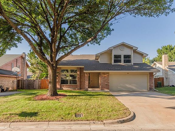 3rd image of 2111 Churchill Downs Dr