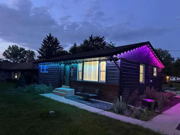 8268 South 34th STREET, Franklin, WI 53132