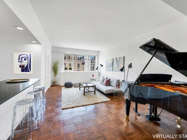 130 East 63rd Street image 1 of 9