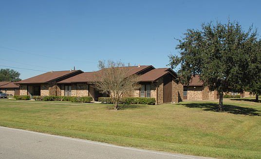 1st image of 1753 E Henderson Rd #1753