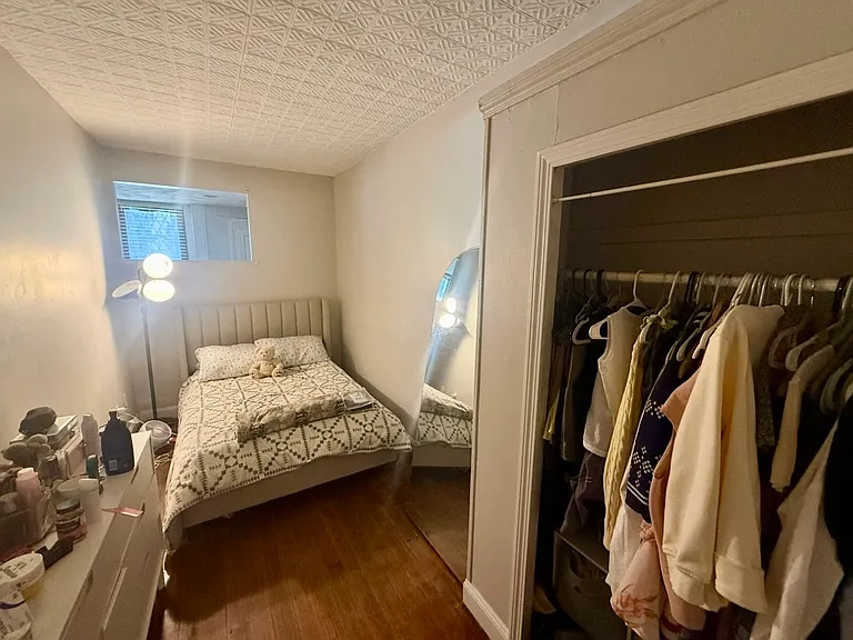 211 Beacon St #1 — Photo 2