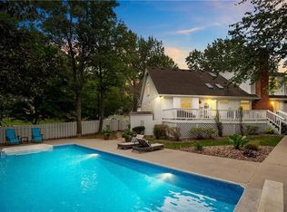 12748 Reeder St, Overland Park, KS 66213