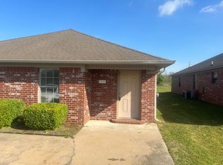 407-409 Middle Rd, Conway, AR 72032