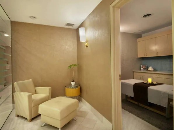 845 United Nations Plaza image 19 of 26