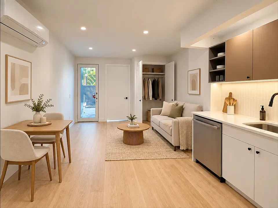 995 Rogers Ave #6CC