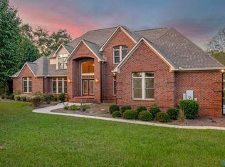 303 Pine Haven Rd, Gadsden, AL 35901