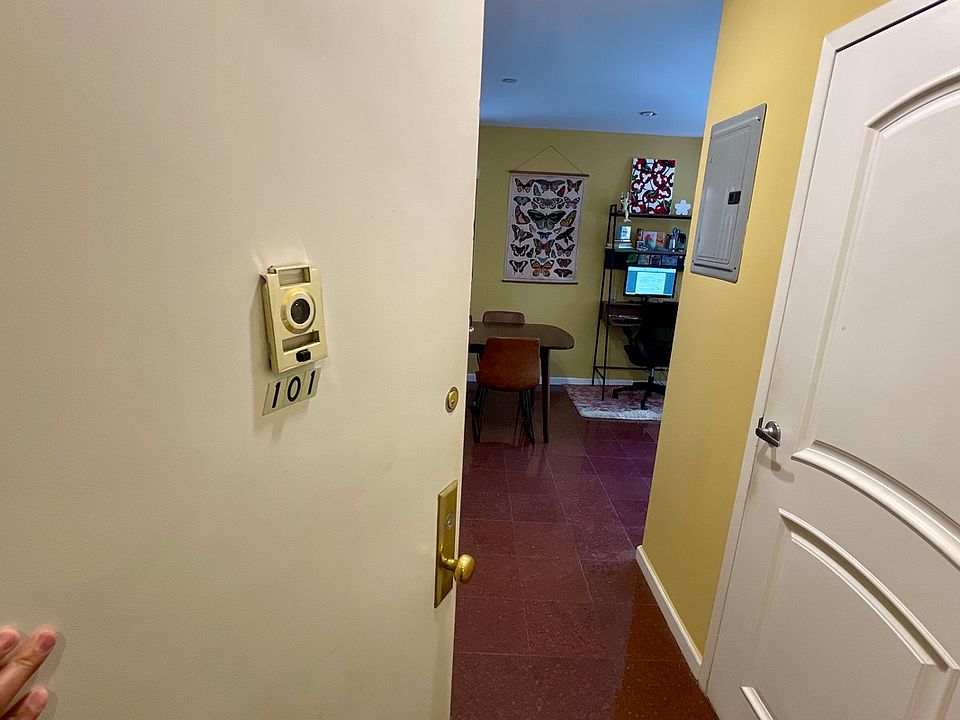 1st image of 2329 31st Dr #101