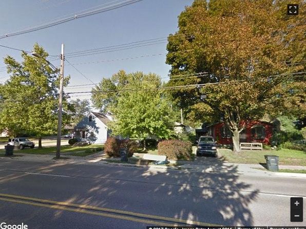 515 N Hagadorn Rd