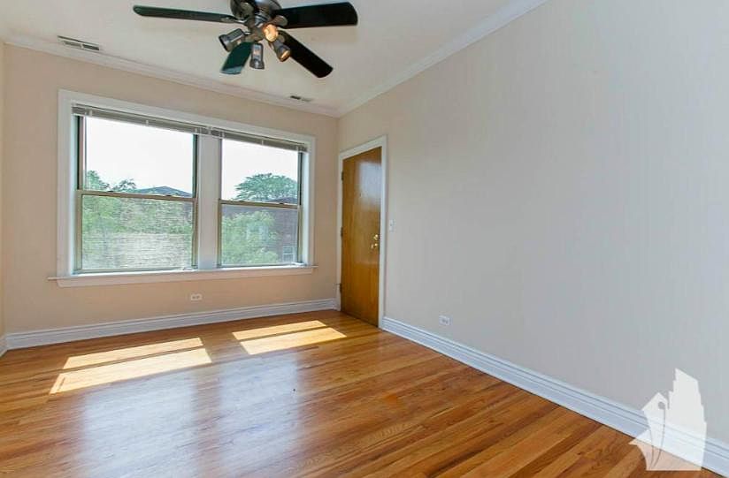 1st image of 1214 W Waveland Ave #1216-3