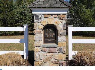 5 Woodsview Dr, Garnet Valley, PA 19060