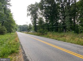 11852 Cherry Rd, Fredericksburg, VA 22407