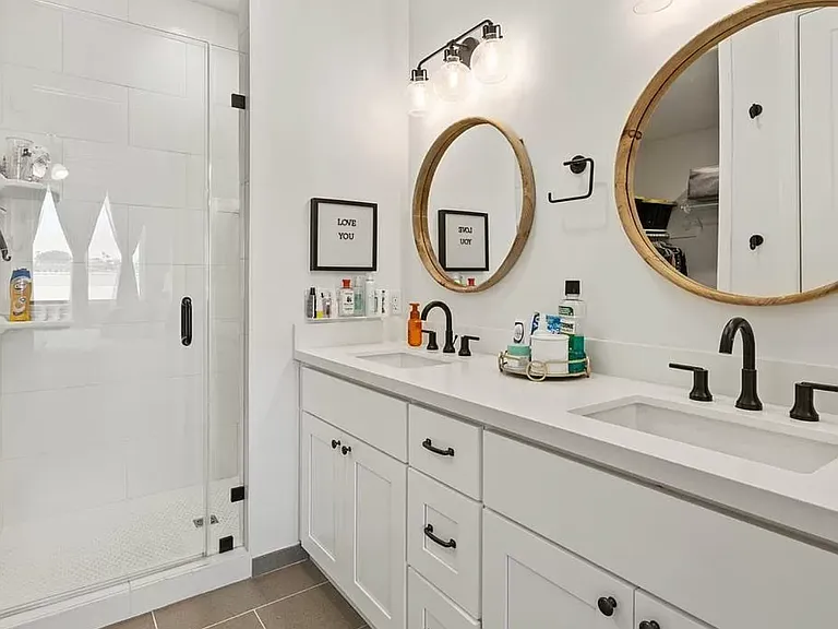 4100 Voltaire St #120 — Photo 6