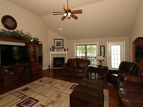 Cozy corner fireplace!