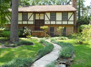 37 N Cypress Pine Dr, Spring, TX 77381