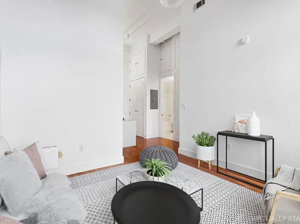 180 Bainbridge Street 304 image 2 of 26
