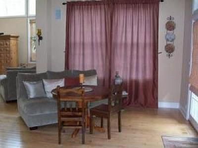 5th image of 4217 Oakgrove Cir