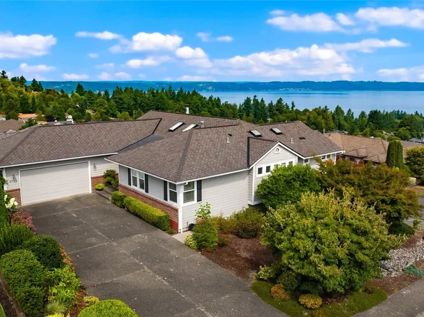 5718 Pinnacle Court NE, Tacoma, WA 98422
