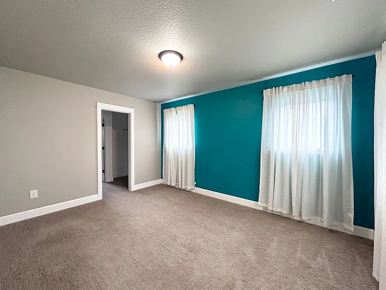 4337 N Hunt St — Photo 12