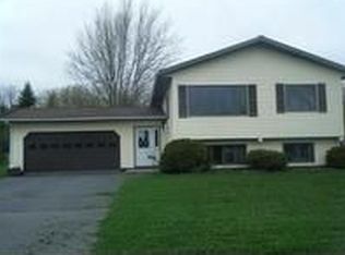 700 W Carol St, Abbotsford, WI 54421