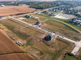 1755 3rd St SW, Mount Vernon, IA 52314