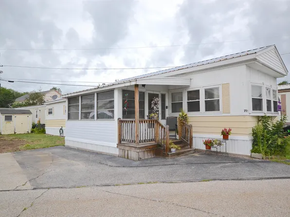 71 Marlette Avenue, Hooksett, NH 03106