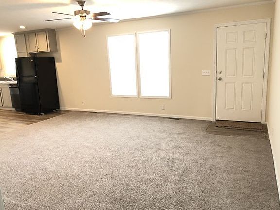 2nd image of 1585 Ray Blvd #790