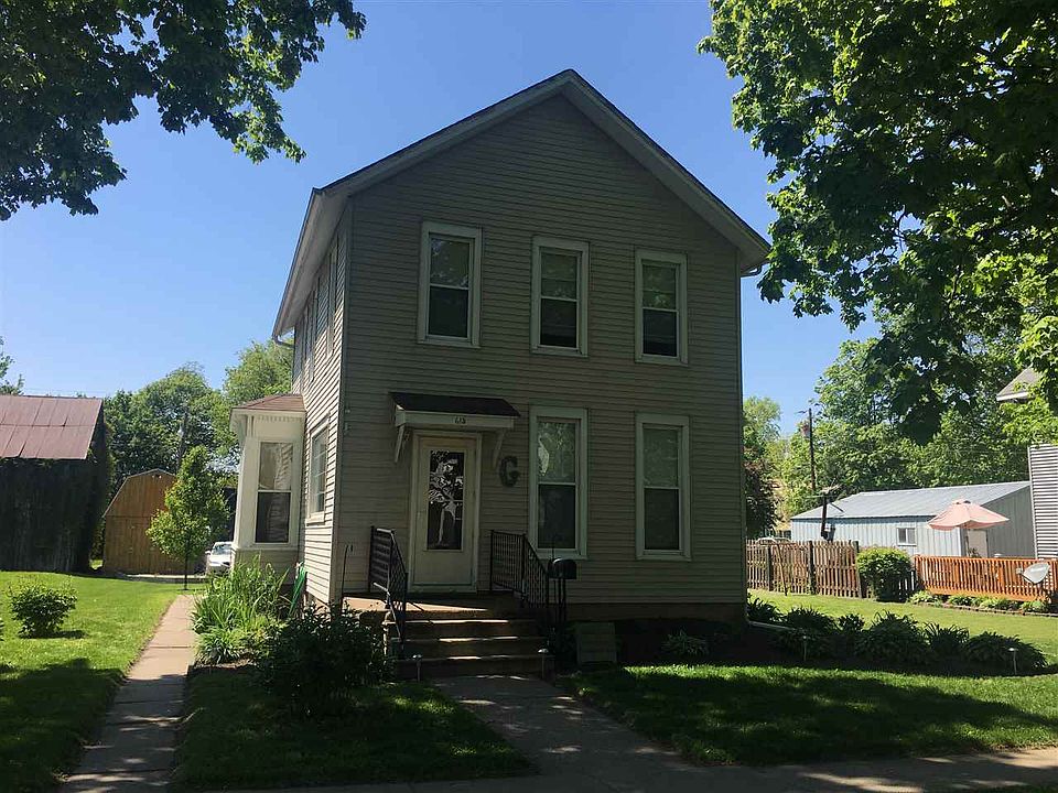 1st image of 615 N Iowa Ave