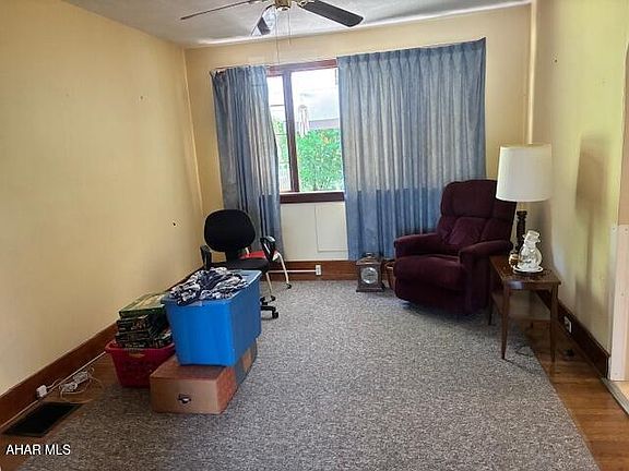 4th image of 3214 6th Ave
