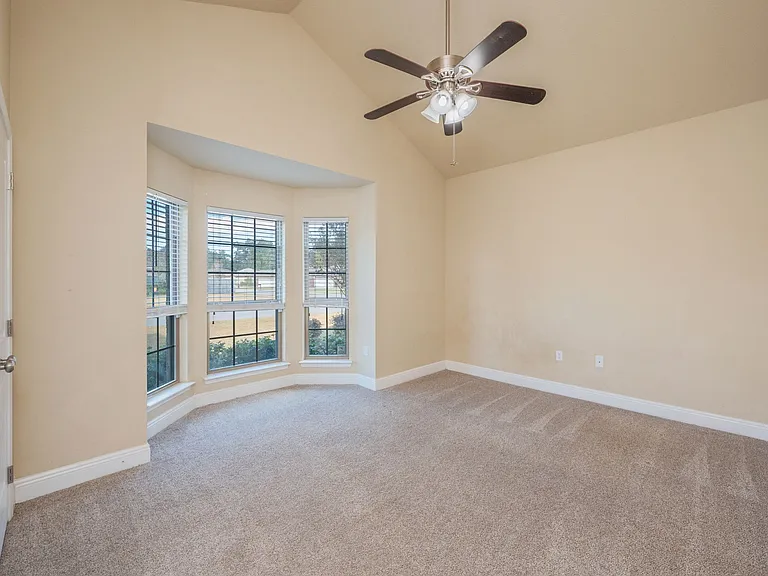 3927 Tuscany Way — Photo 13