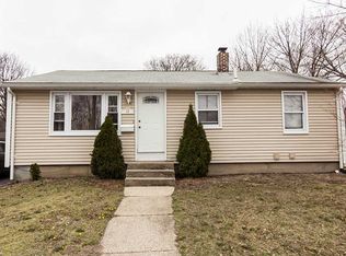 10 Hatherly St, North Providence, RI 02911