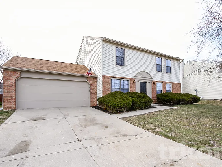 5926 Bowie Ln — Photo 2
