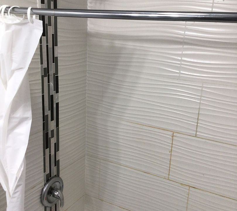 1st image of 1215 W 81st St #1219-2