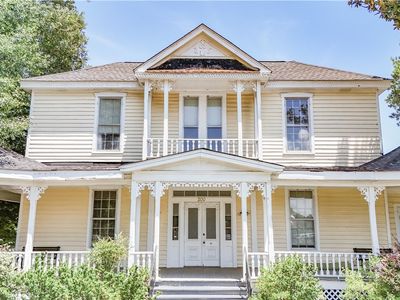 200 W North 1st St, Seneca, SC, 29678