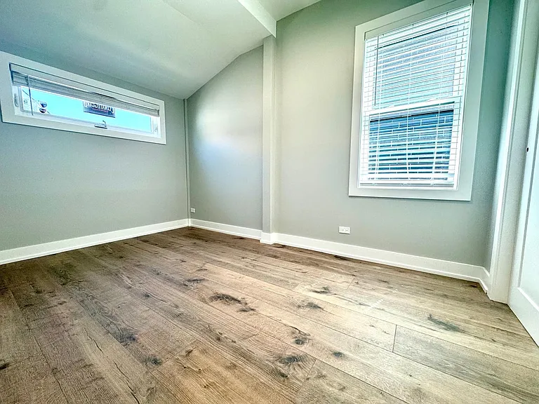 1709 N Maplewood Ave #3F — Photo 18