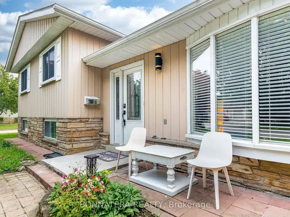 1324 Aldridge Cres, Burlington, ON L7M 1J1