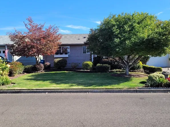 1930 Sallal Rd, Woodburn, OR 97071