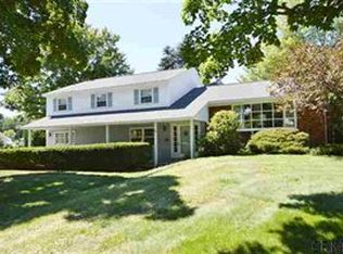 3 North Ct, Glenville, NY 12302