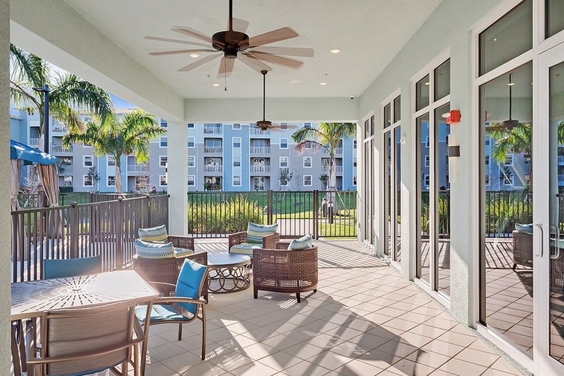 Apartments for rent in Cape Coral with amenities