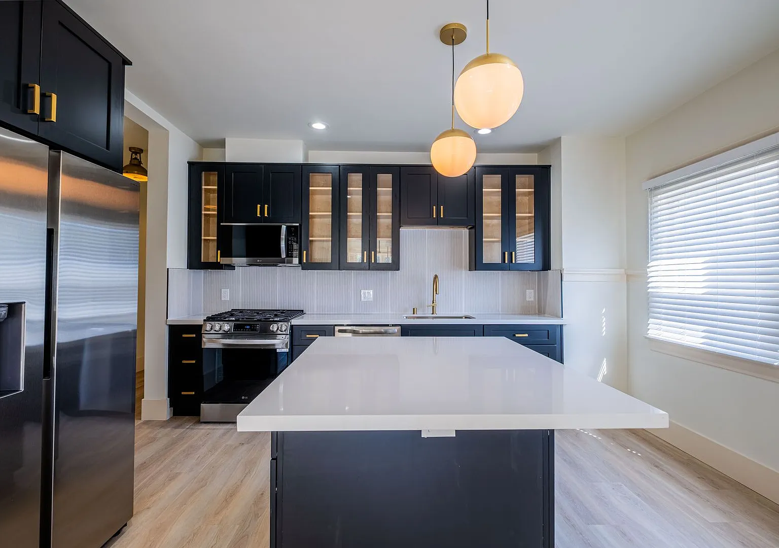Catalina Residences — Photo 3