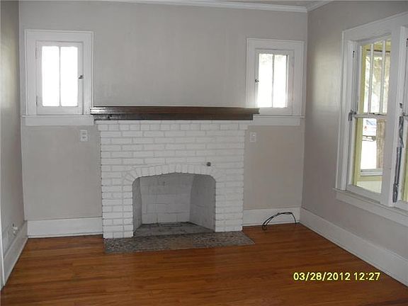 5th image of 547 E Charles St