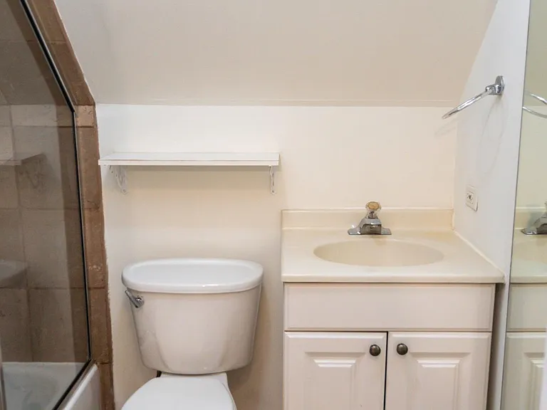 2636 N Halsted St #2R — Photo 12