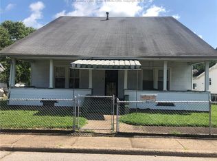 507 Alexander St, Cedar Grove, WV 25039