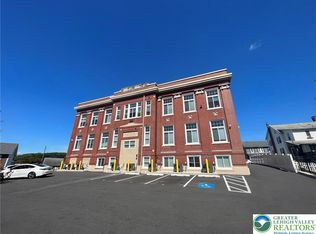 216 Penn St #11, Bath, PA 18014
