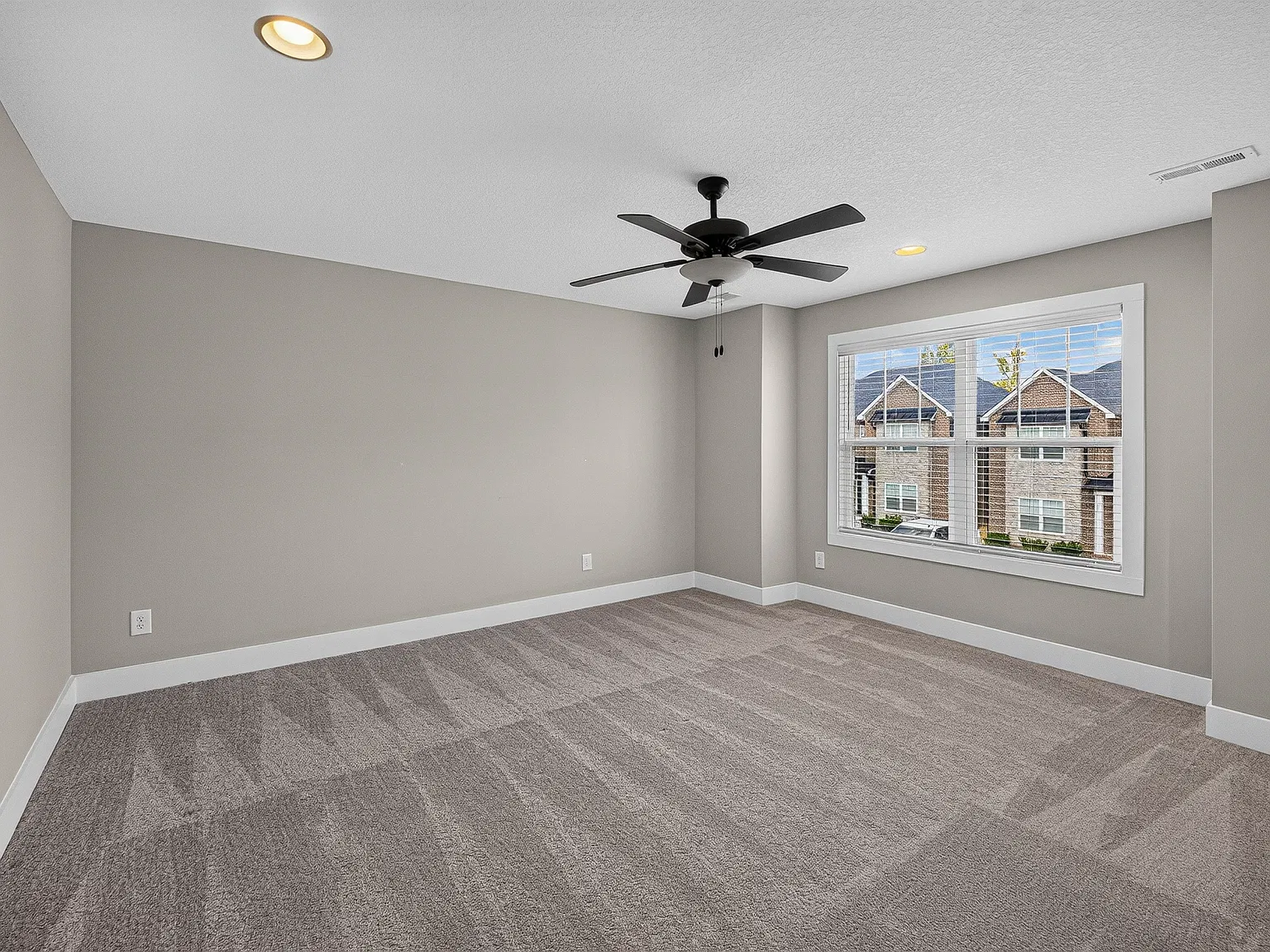 (TP) 7219 Sassafras Way - 0 — Photo 4