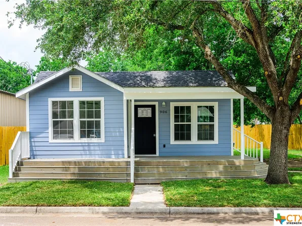 906 E Sabine St, Victoria, TX 77901