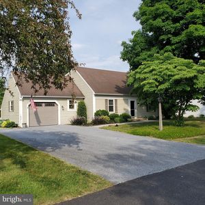 517 Deer Run Rd, Lititz, PA, 17543