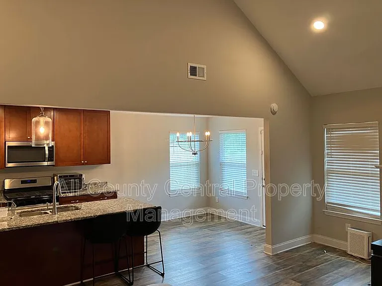 3870 Barton Ln — Photo 10