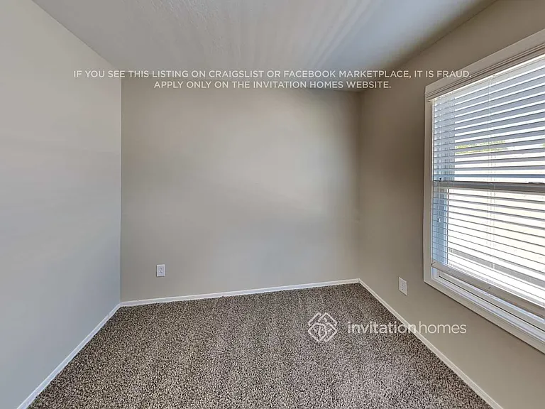 16339 N 171st Dr — Photo 13