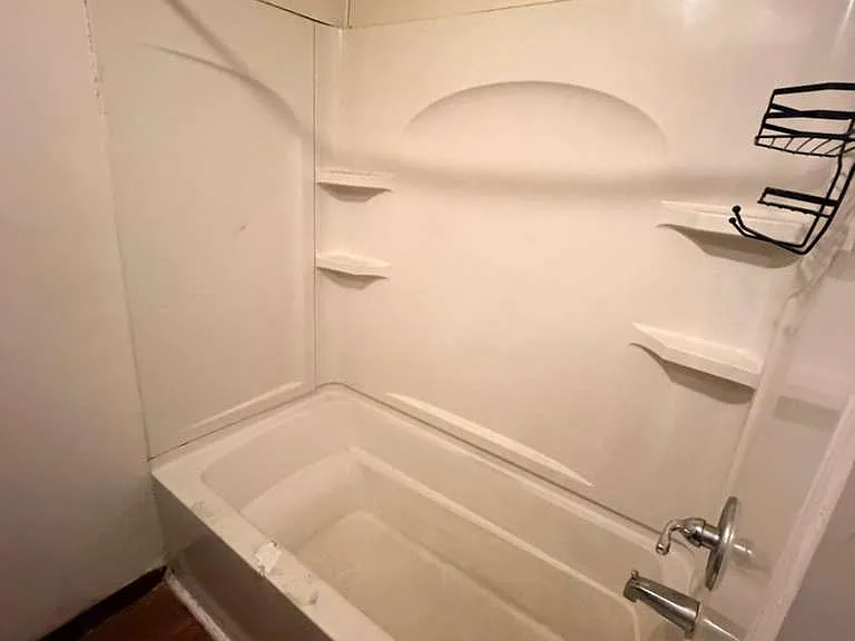 385 Orange St #2 — Photo 22